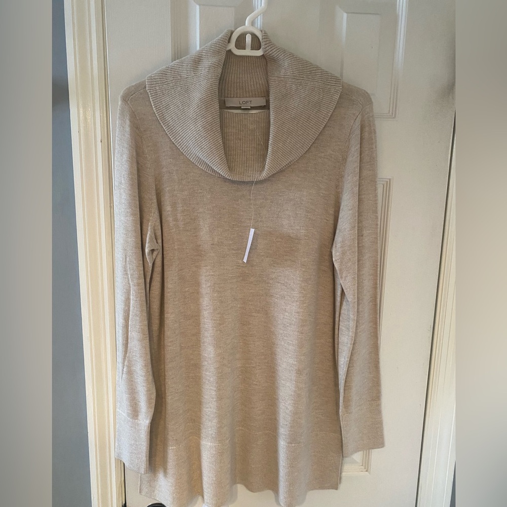 NWT LOFT cowl neck sweater size L